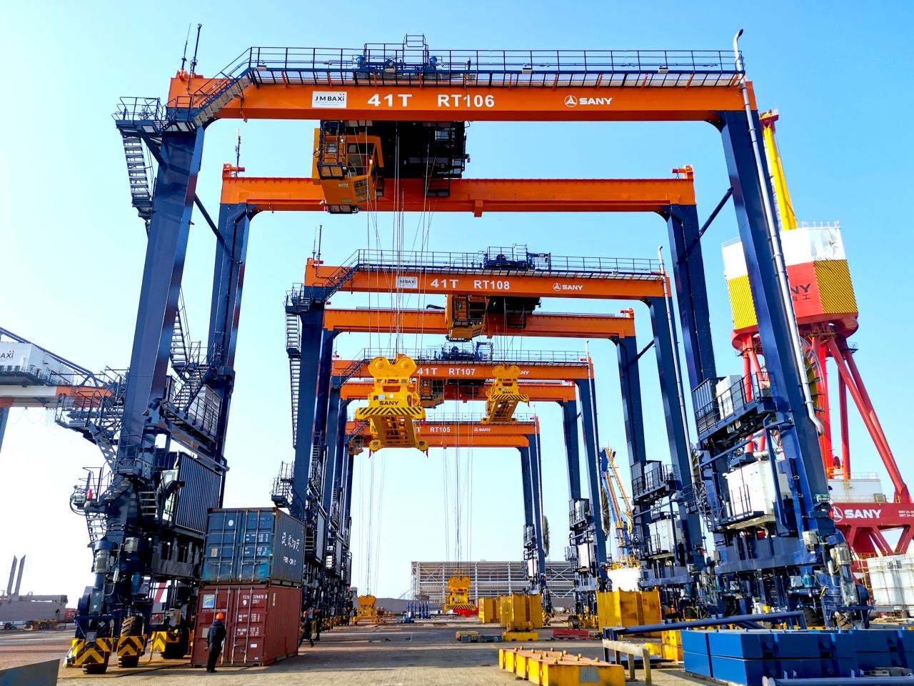 Reach Stacker SANY